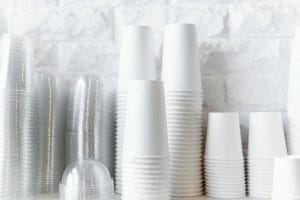 Custom Plastic Cups for Businesses (1)